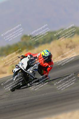 media/Nov-06-2023-Moto Forza (Mon) [[ce023d0744]]/2-Advanced Group/Session 3 (Turn 16)/